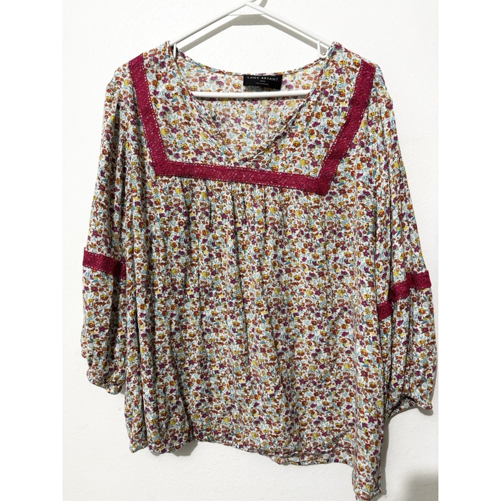 Lane Bryant Floral Blouse Size 18/20 White With Pink Lace